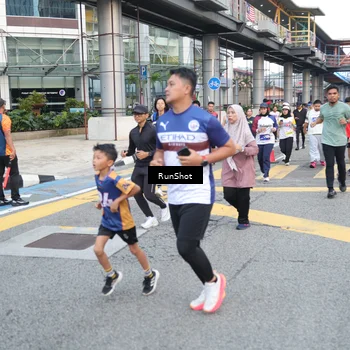 Runner Photo 4519836