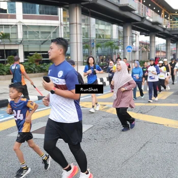 Runner Photo 4519869