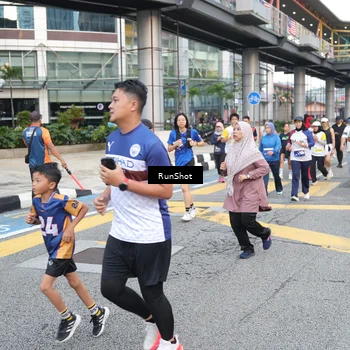 Runner Photo 4519871