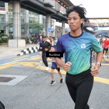 Runner Photo 4519910