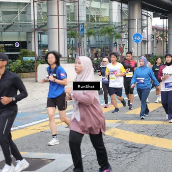 Runner Photo 4519915