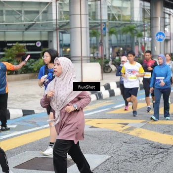 Runner Photo 4519953