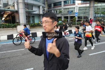 Runner Photo 4520020