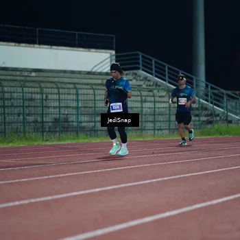 Runner Photo 4520100