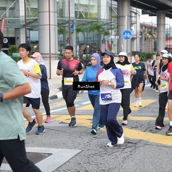 Runner Photo 4520125