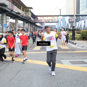 Runner Photo 4520192