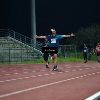 Runner Photo 4520203