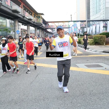 Runner Photo 4520252