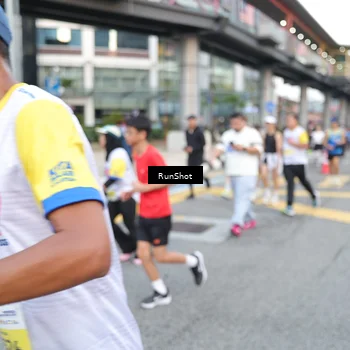 Runner Photo 4520343