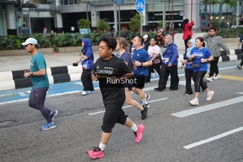 Runner Photo 4520358