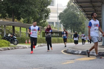 Runner Photo 4520375