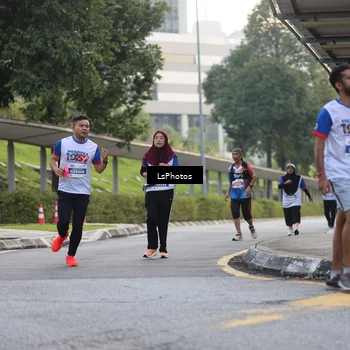 Runner Photo 4520393