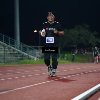 Runner Photo 4520413