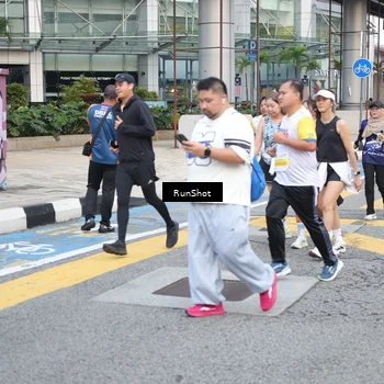 Runner Photo 4520423