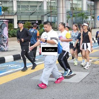 Runner Photo 4520462