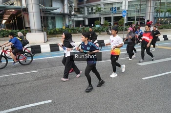 Runner Photo 4520530