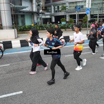 Runner Photo 4520588