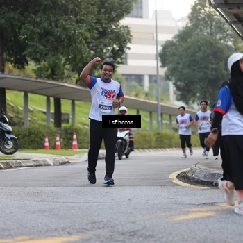 Runner Photo 4520600