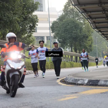 Runner Photo 4520649