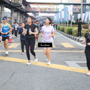 Runner Photo 4520653