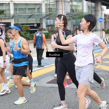 Runner Photo 4520674