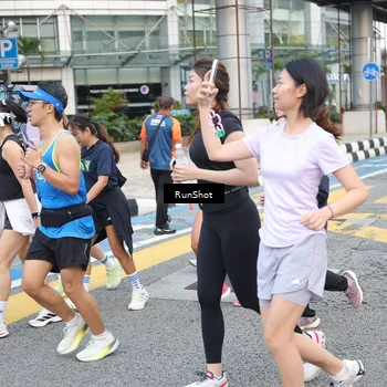 Runner Photo 4520685