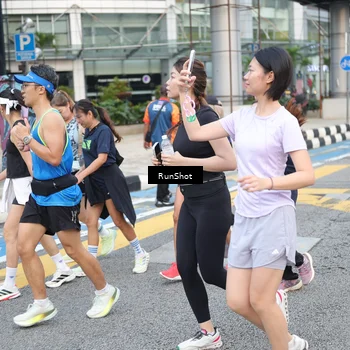 Runner Photo 4520686