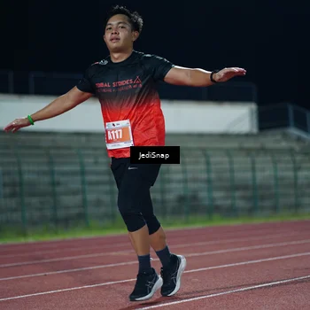 Runner Photo 4520712