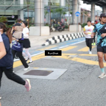 Runner Photo 4520762