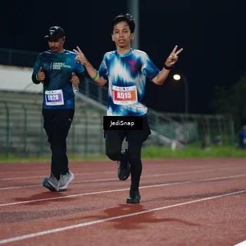 Runner Photo 4520766
