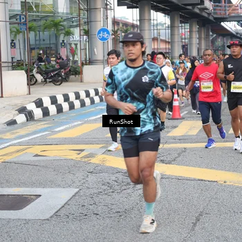 Runner Photo 4520807