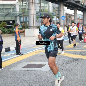 Runner Photo 4520815