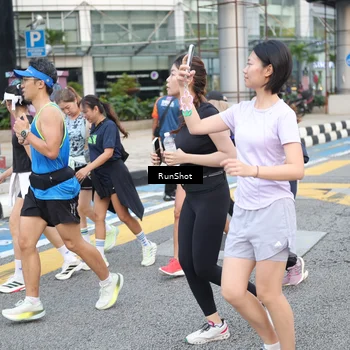 Runner Photo 4520822