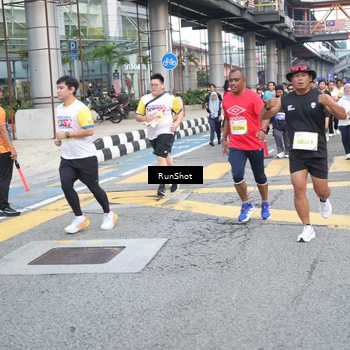 Runner Photo 4520936