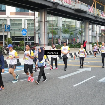 Runner Photo 4521140