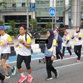 Runner Photo 4521173