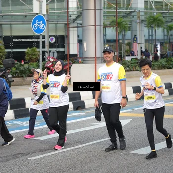 Runner Photo 4521257
