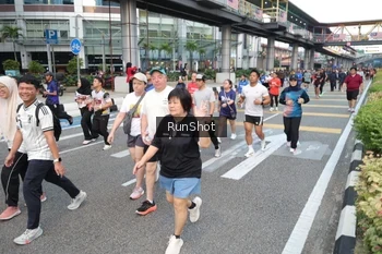 Runner Photo 4521276