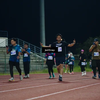 Runner Photo 4521368