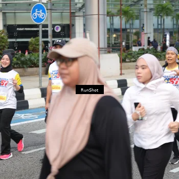 Runner Photo 4521398