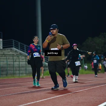 Runner Photo 4521400