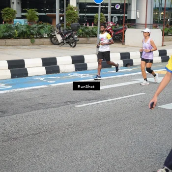 Runner Photo 4521422