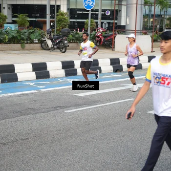 Runner Photo 4521433
