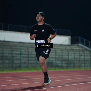 Runner Photo 4521460