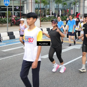 Runner Photo 4521463