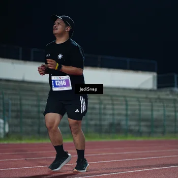 Runner Photo 4521473