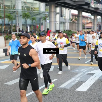 Runner Photo 4521507