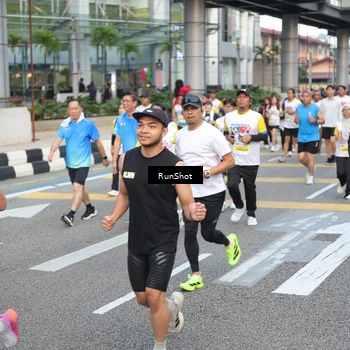 Runner Photo 4521508