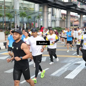 Runner Photo 4521526