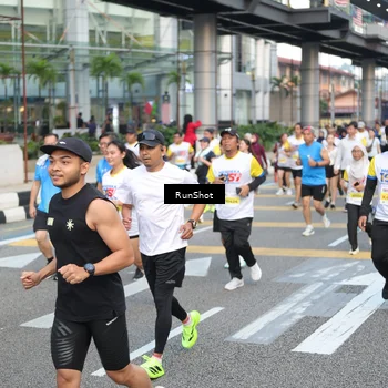 Runner Photo 4521530